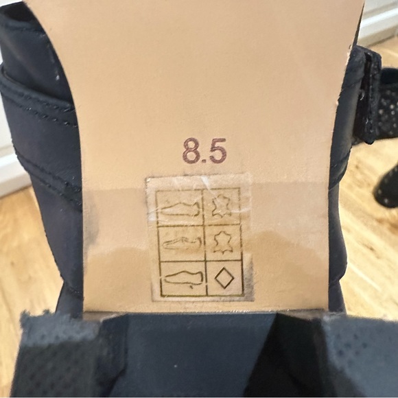 [SOLD] Jeffrey Campbell x Revolve Levelup Sandal Boots Black Leather US8.5 Alt - Picture 9 of 11